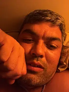 Snapshot of alinbaiatulr chatting on 19, 9, 2025 alinbaiatulr online show from 19, 9, 2025