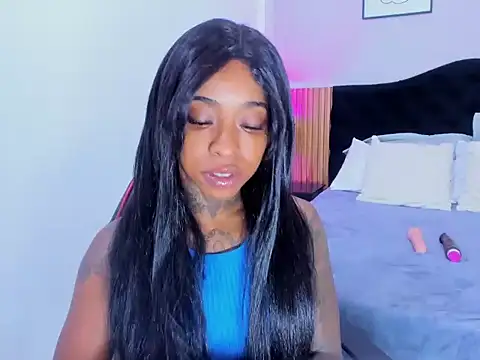 Snapshot of Pauline_Fox chatting on 2, 3, 2026 Pauline Fox online show from 2, 3, 2026