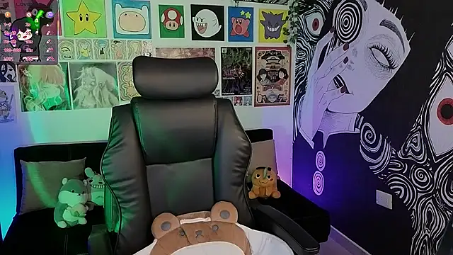 Yuhwan  online show from 18, 11, 2025