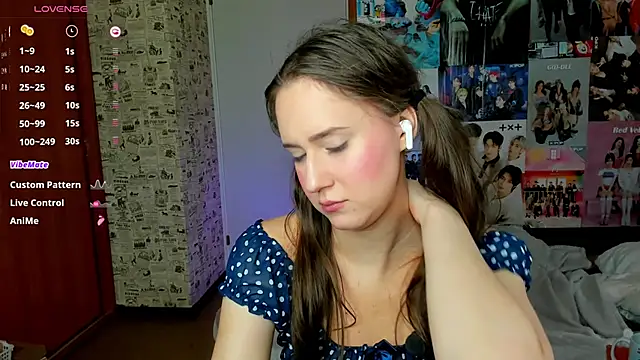 LucyRose3 online show from 29, 9, 2025