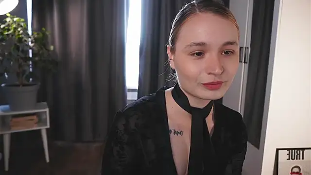 lisa schiele online show from 14, 10, 2025