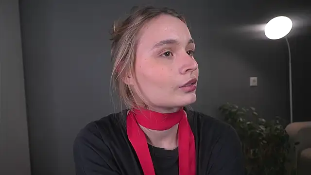 lisa schiele online show from 15, 12, 2025