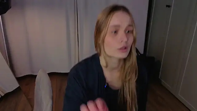 Snapshot of lisa_schiele chatting on 28, 4, 2026 lisa schiele online show from 28, 4, 2026