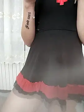 alicepavia22 online show from 25, 3, 2026