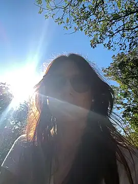 Snapshot of MommyGoddessL chatting on 1, 10, 2025 MommyGoddessL online show from 1, 10, 2025