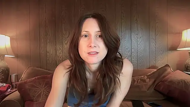 Snapshot of MommyGoddessL chatting on 3, 10, 2025 MommyGoddessL online show from 3, 10, 2025