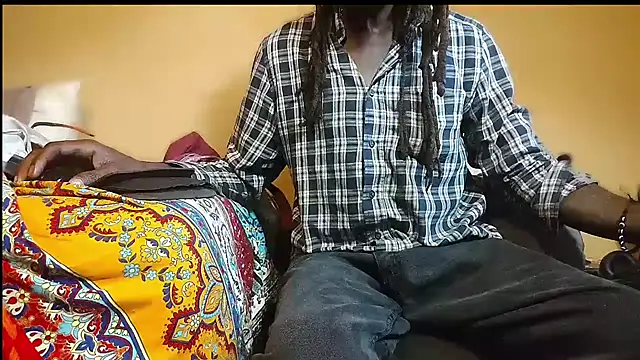 EYEzIAM online show from 13, 9, 2025