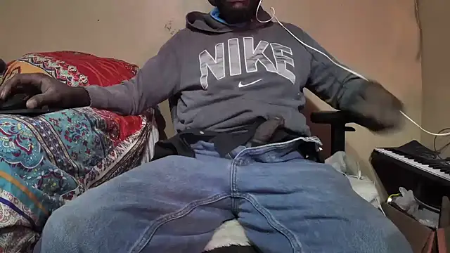 EYEzIAM online show from 14, 1, 2026