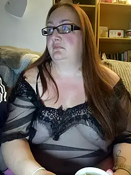 Luscious-LucyXX online show from 5, 4, 2026