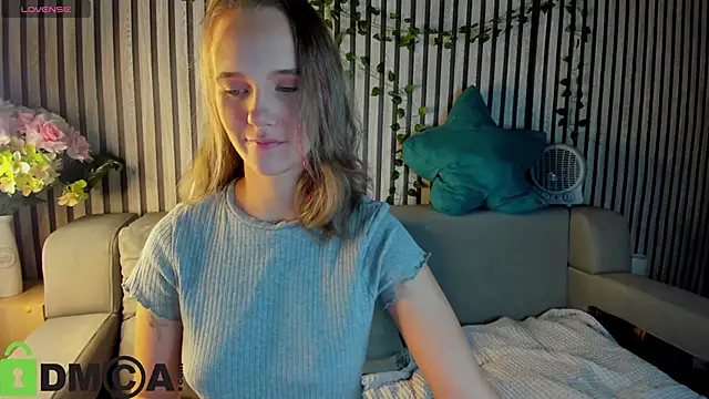 Casey Sweeet online show from 2, 12, 2025