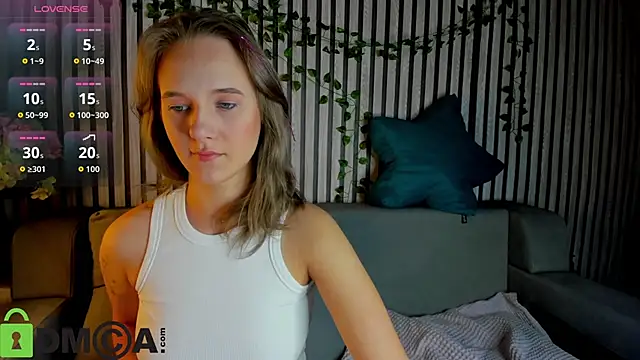 Casey Sweeet online show from 4, 12, 2025