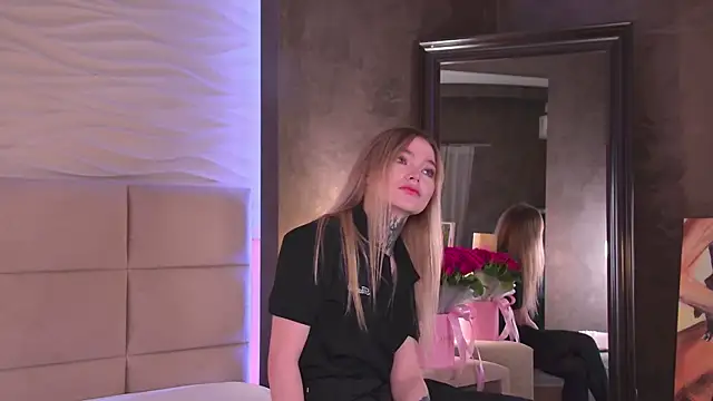 AriWild online show from 21, 11, 2025