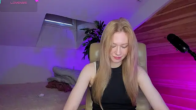 AuroraShoww online show from 22, 11, 2025