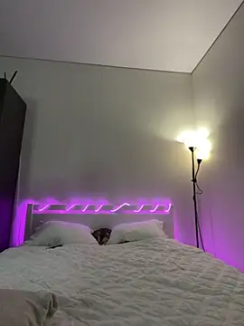 TiffaNoel online show from 13, 10, 2025