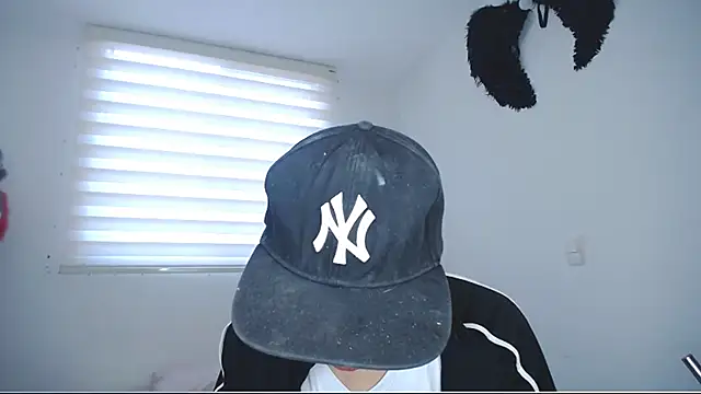 lucky stricke online show from 10, 10, 2025