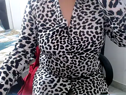 Snapshot of Roshi_Love chatting on 22, 4, 2026 Roshi Love online show from 22, 4, 2026