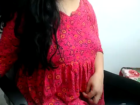 Snapshot of Roshi_Love chatting on 22, 6, 2026 Roshi Love online show from 22, 6, 2026