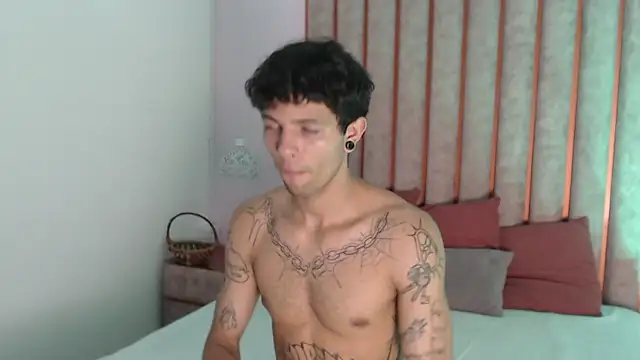 Enzo Hunter online show from 30, 9, 2025