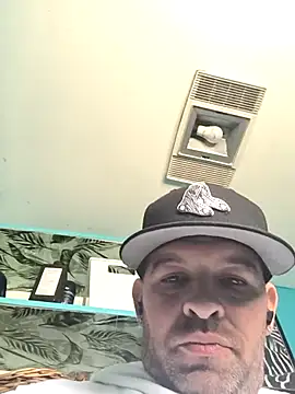 N2OBROWNIES online show from 20, 9, 2025