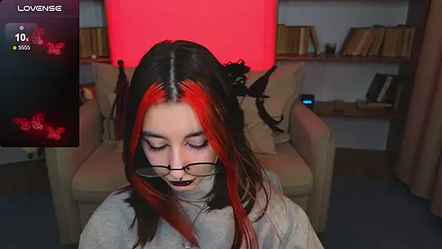 Mistress  Marcelline online show from 28, 11, 2025