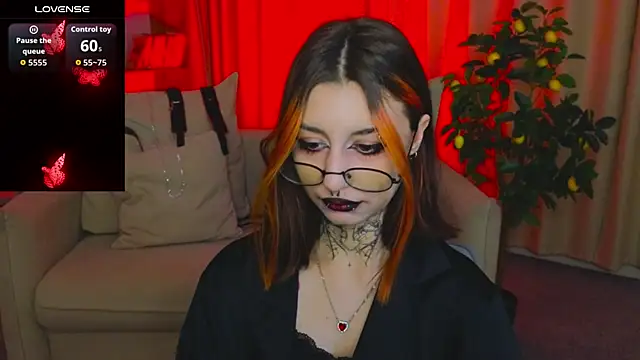 Mistress  Marcelline online show from 21, 4, 2026