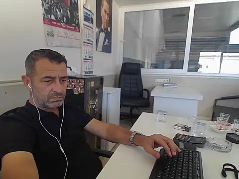Snapshot of rafasilva3535 chatting on 18, 9, 2025 rafasilva3535 online show from 18, 9, 2025