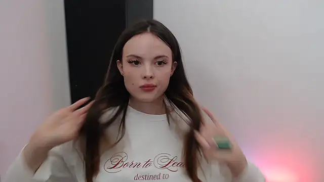 Ariella ari online show from 22, 9, 2025