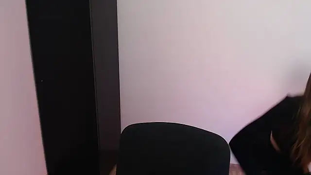 Ariella ari online show from 7, 10, 2025