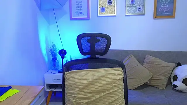 yulian vasquez online show from 27, 11, 2025