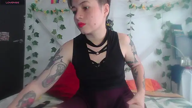 Snapshot of Mitsuha_gate chatting on 13, 2, 2026 Mitsuha gate online show from 13, 2, 2026