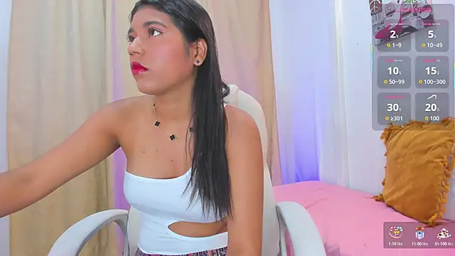 Snapshot of andrea_sanchezz chatting on 16, 9, 2025 andrea sanchezz online show from 16, 9, 2025