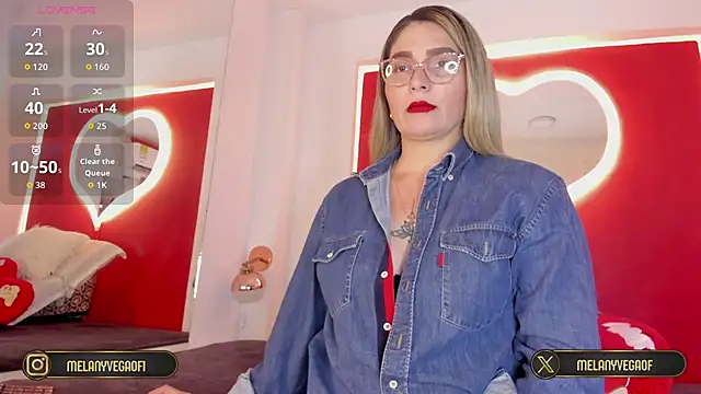 MelanyVegas online show from 10, 9, 2025