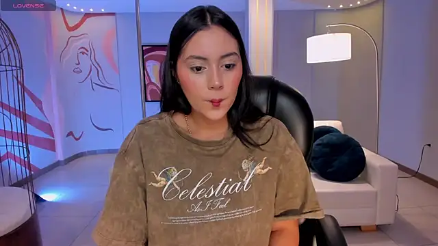 AmbarJames  online show from 8, 10, 2025