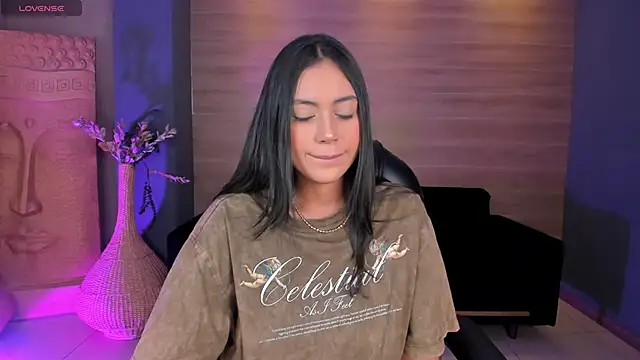 AmbarJames  online show from 21, 10, 2025