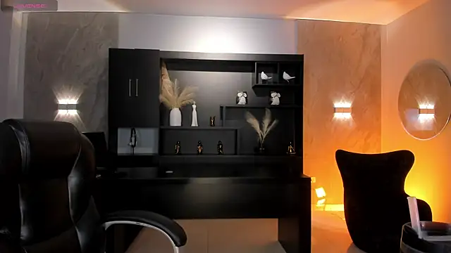 SophieHouston  online show from 11, 4, 2026