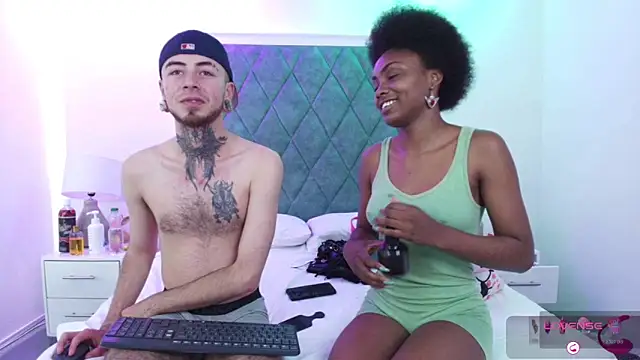 Asha zuri and adam online show from 19, 11, 2025