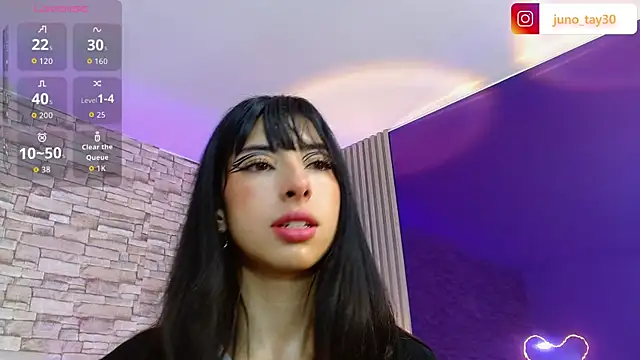 Snapshot of juno_tay chatting on 15, 10, 2025 juno tay online show from 15, 10, 2025