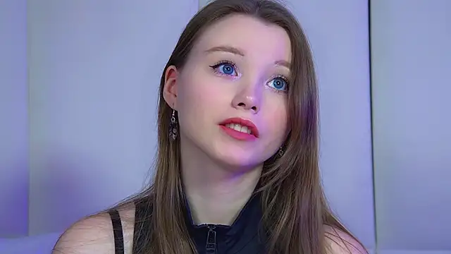 KeiraAsti online show from 22, 3, 2026