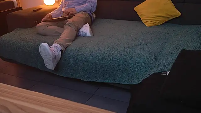 Snapshot of GermanBiHardcore chatting on 25, 10, 2025 GermanBiHardcore online show from 25, 10, 2025