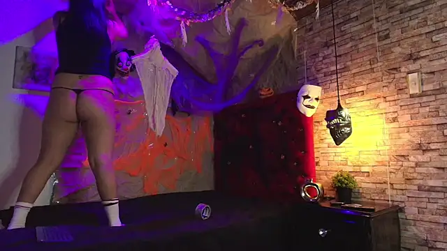 Victoria Thompson1 online show from 24, 10, 2025