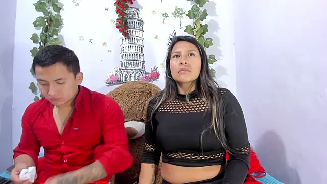 NataliaAndJulliam online show from 5, 4, 2026