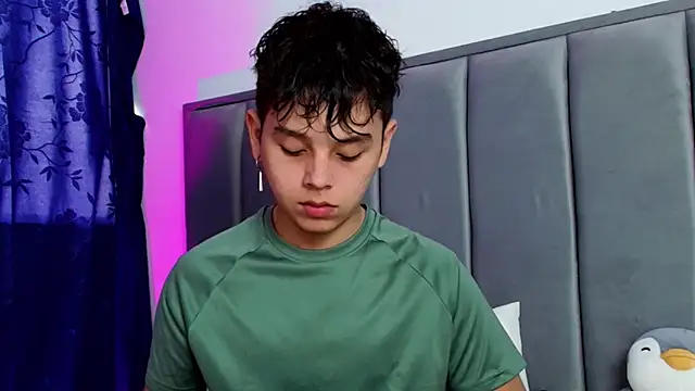 Snapshot of nico_leroy chatting on 16, 11, 2025 nico leroy online show from 16, 11, 2025