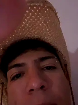 Snapshot of Hotboy00o chatting on 17, 11, 2025 Hotboy00o online show from 17, 11, 2025