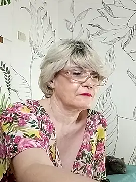 Catty Lady online show from 12, 5, 2026