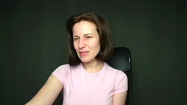 Snapshot of Kelly_Kisss chatting on 28, 4, 2026 Kelly Kisss online show from 28, 4, 2026