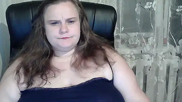 Snapshot of HollyXEva chatting on 9, 9, 2025 HollyXEva online show from 9, 9, 2025