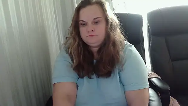 Snapshot of HollyXEva chatting on 28, 9, 2025 HollyXEva online show from 28, 9, 2025
