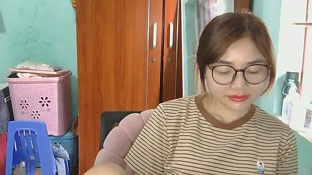 Uhem112 online show from 10, 10, 2025