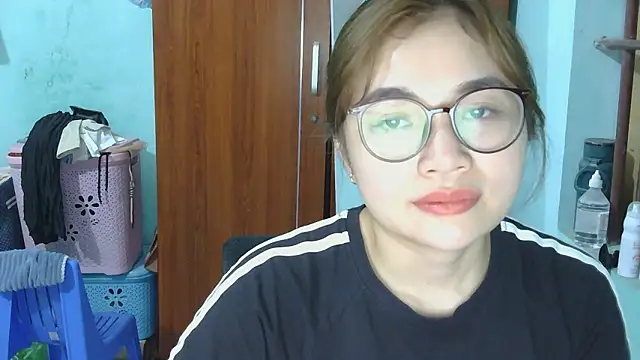 Uhem112 online show from 17, 10, 2025