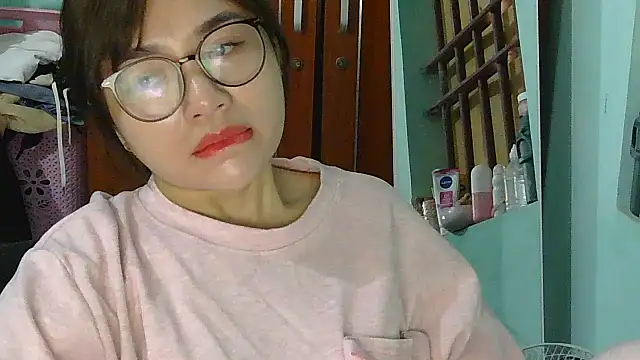 Uhem112 online show from 16, 11, 2025